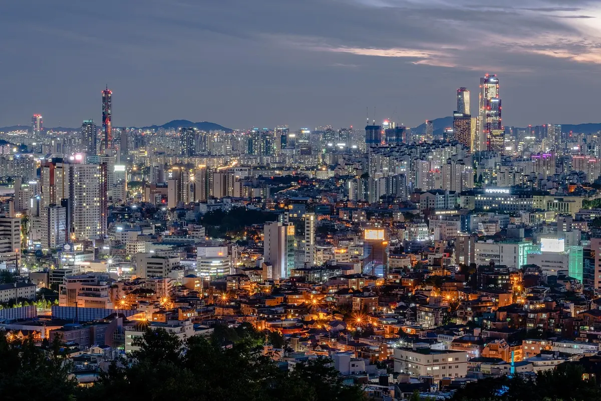 Seoul city skyline at dusk